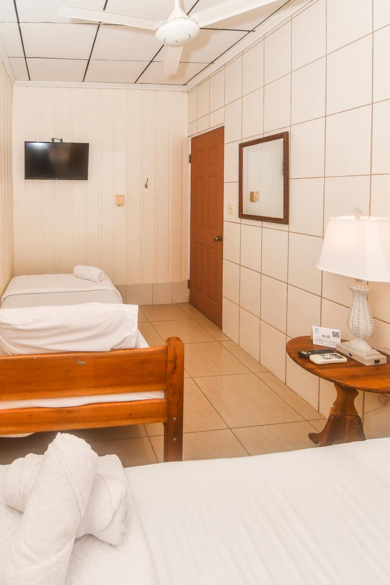 Hotel Aldea Chorotega Πουνταρένας Εξωτερικό φωτογραφία